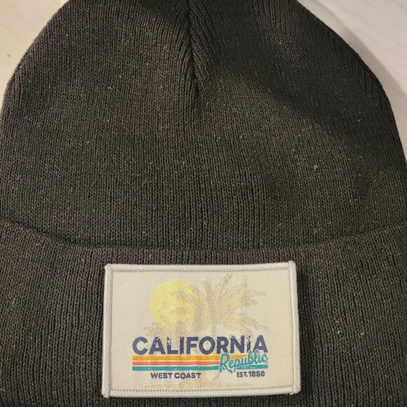 Dirt Road Rigs Accessories - California West Coast Black Knit Cuffed Beanie